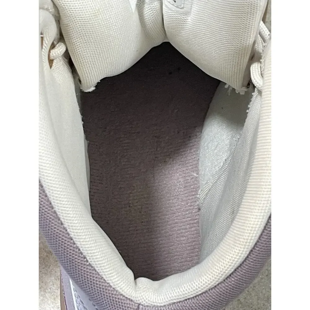 Nike ACG-Woodside 2 High Top Boot Sneaker Light Violet Youth Size 7 (HF0767 200)